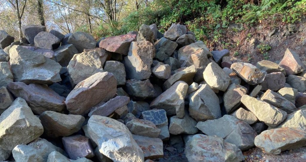 Rockery-Stone-BH-website-jpg_lIy8R8Vw