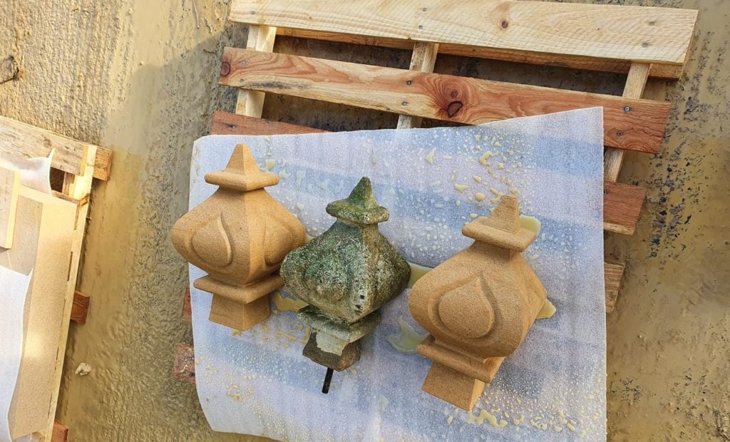 Dixton Finial 9